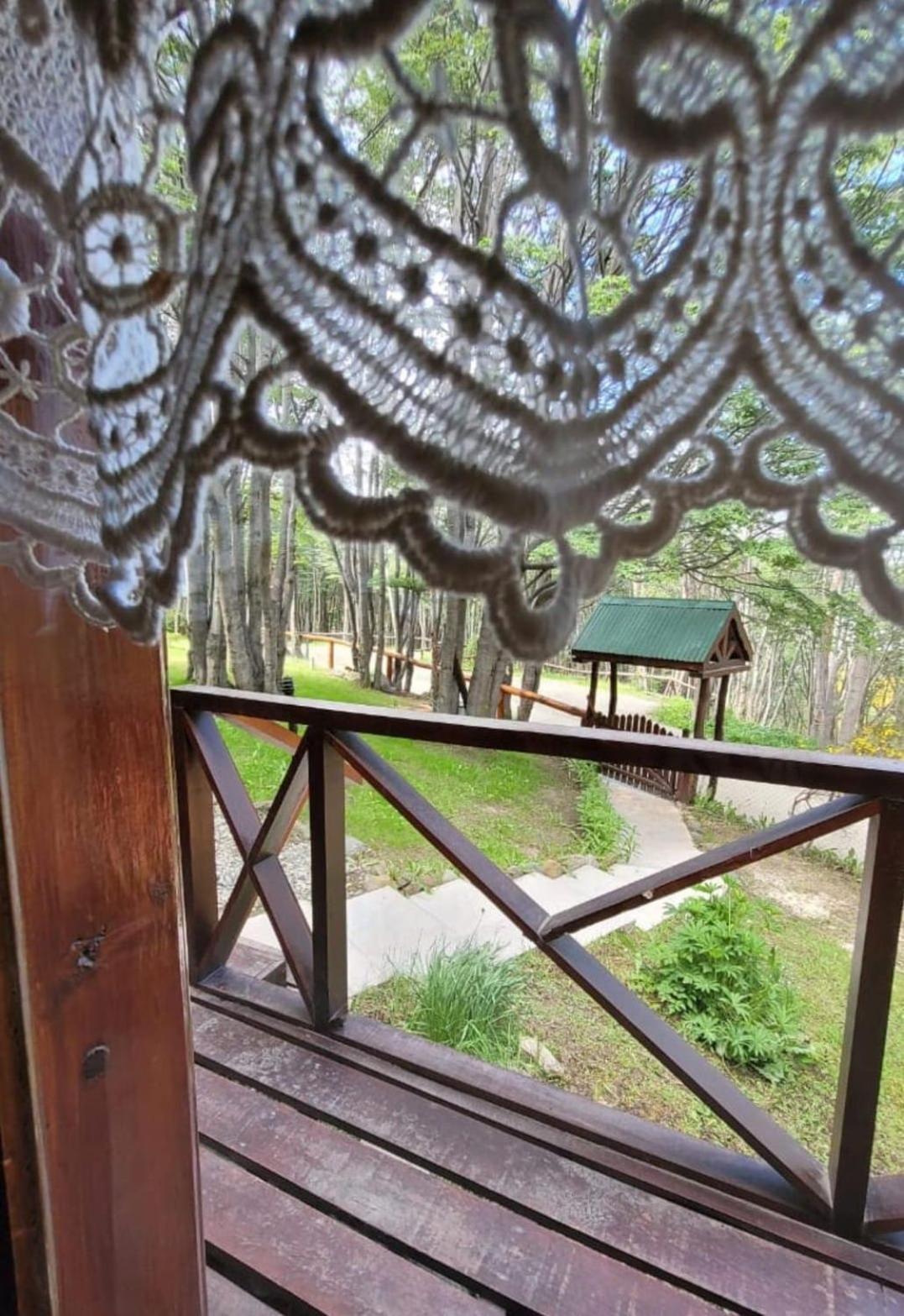 Cabanas Bosque Del Faldeo 우수아이아 외부 사진
