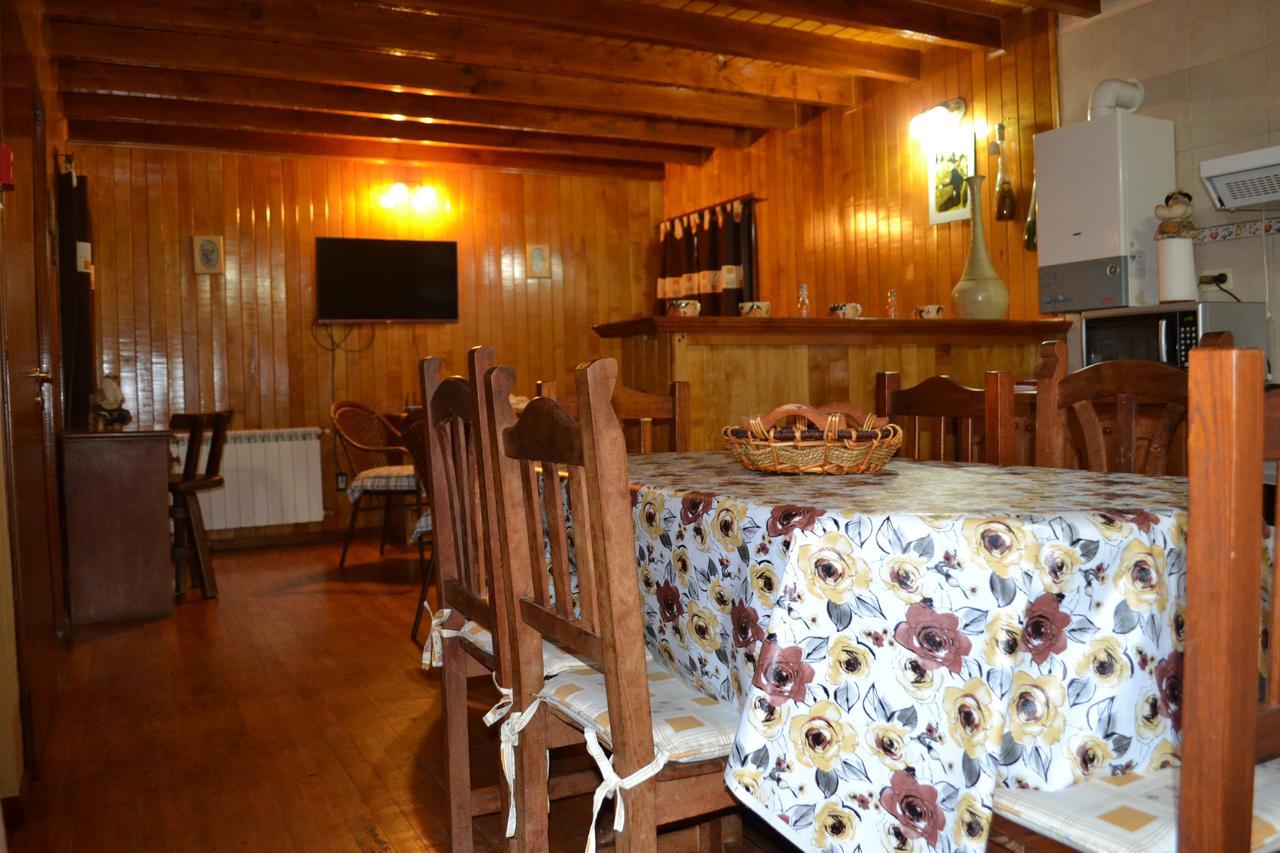 Cabanas Bosque Del Faldeo 우수아이아 외부 사진